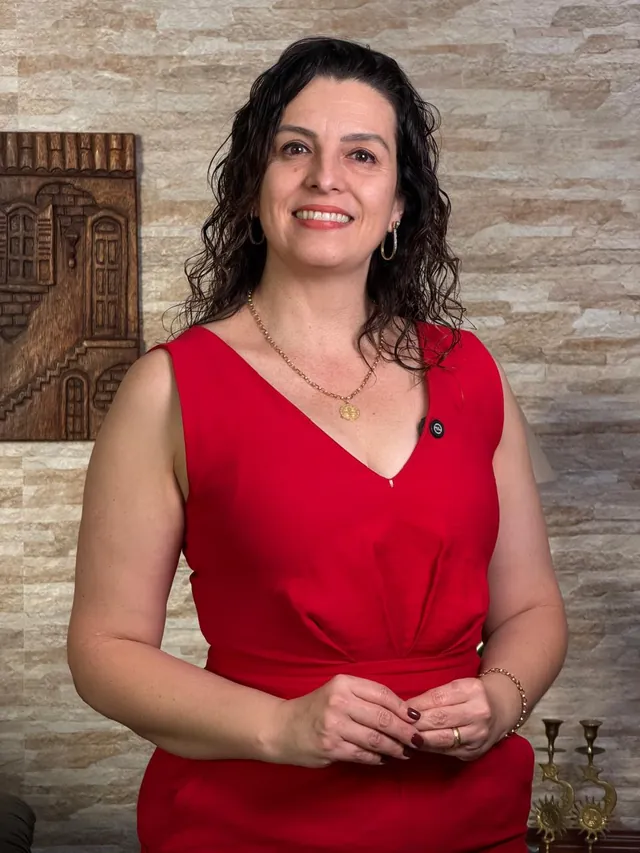 Rosane Campaneli sorrindo